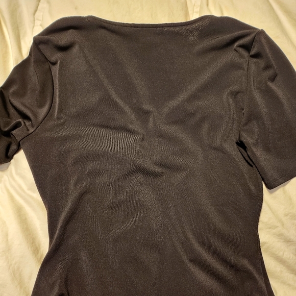 Worn once,2 Black Marciano tops with 3/4 sleeve size medium - Picture 2 of 4
